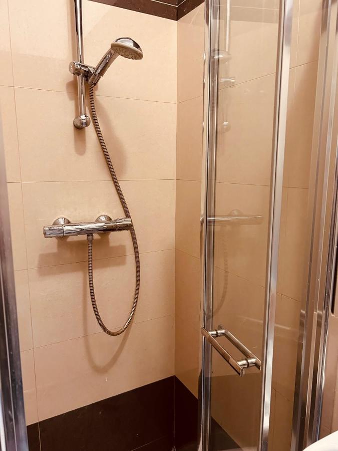 Kr Apartament Красков Екстериор снимка